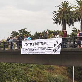 01Ago_2001_Protesto_Ponte