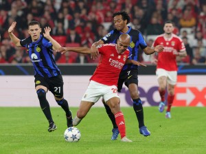 20231129_ucl_slb_inter_103